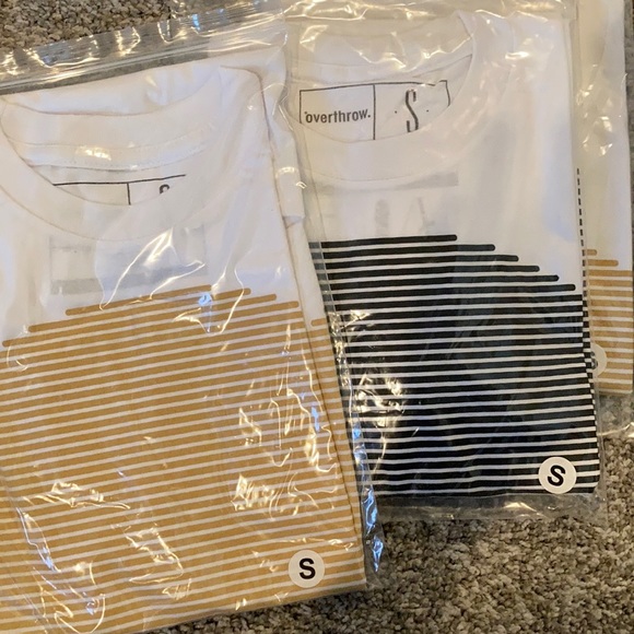 Overthrow “gradient” tee in sunset or black NEW - Picture 4 of 4